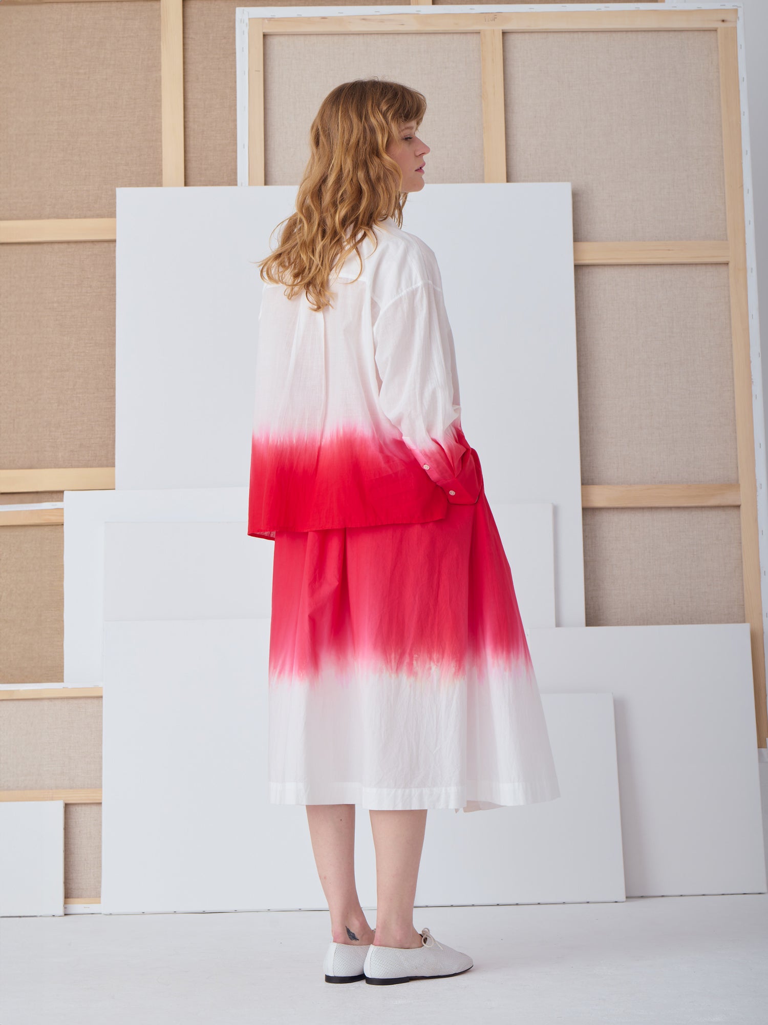 MONA DIP DYE SKIRT RED - Image 3